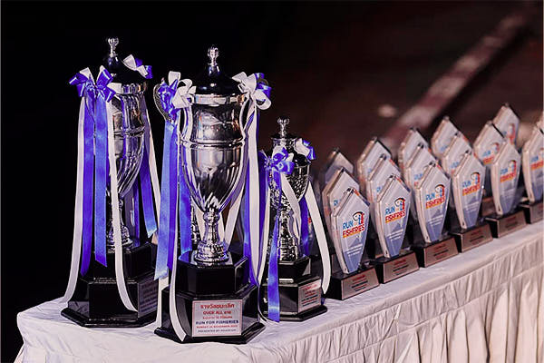 ผลิตโล่รางวัลการแข่งขัน